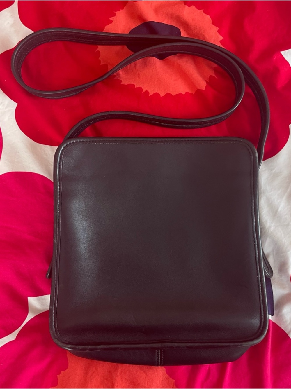 Vintage leather Coach Legacy North South crossbody bag